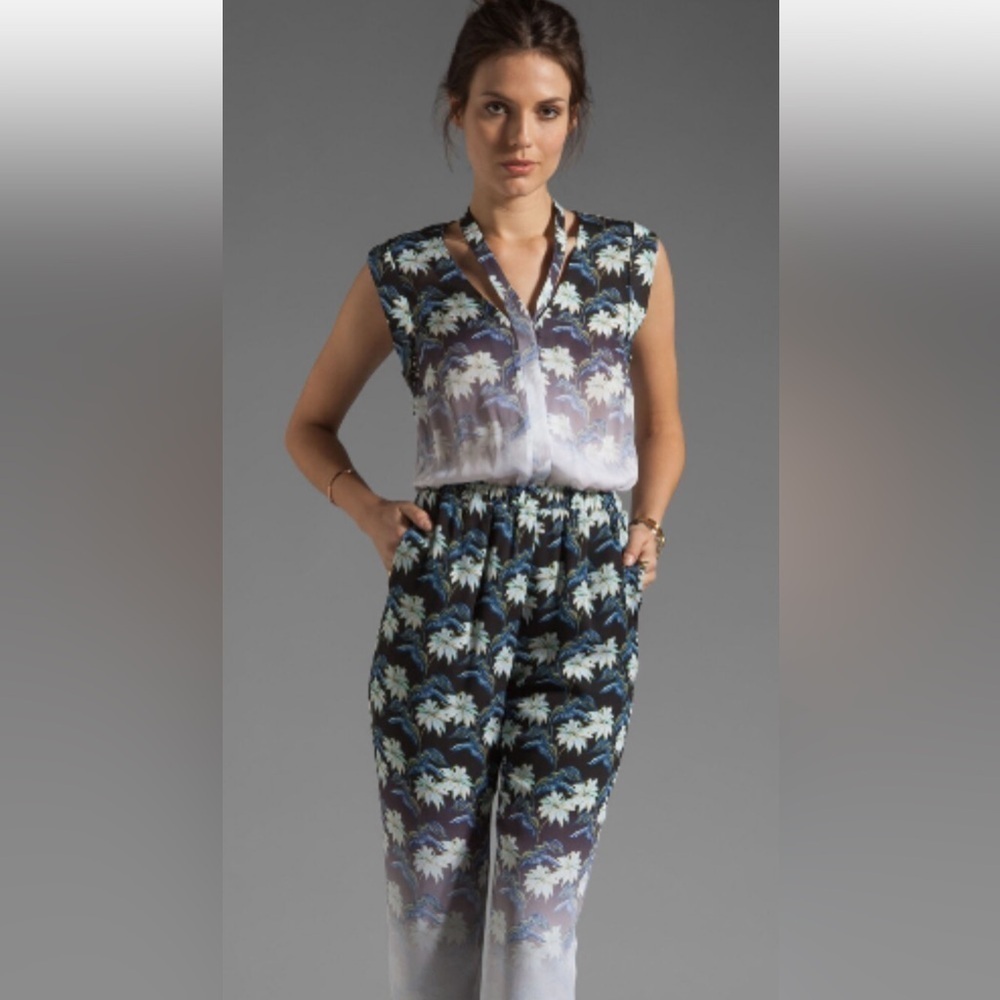 Rebecca Minkoff The Charlotte Jumpsuit on Chalk Multi 100% silk size 4 NWT